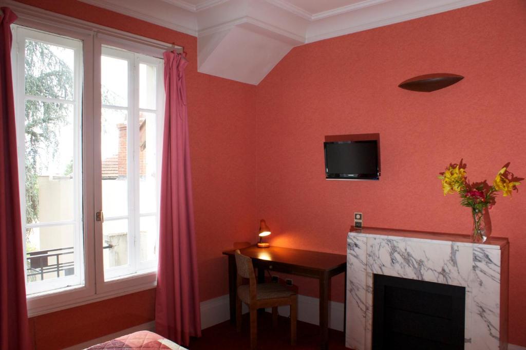 Hotel Le Lyon Брон Стая снимка