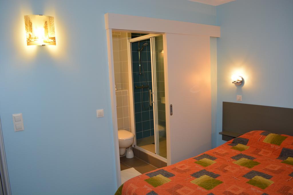 Hotel Le Lyon Брон Екстериор снимка