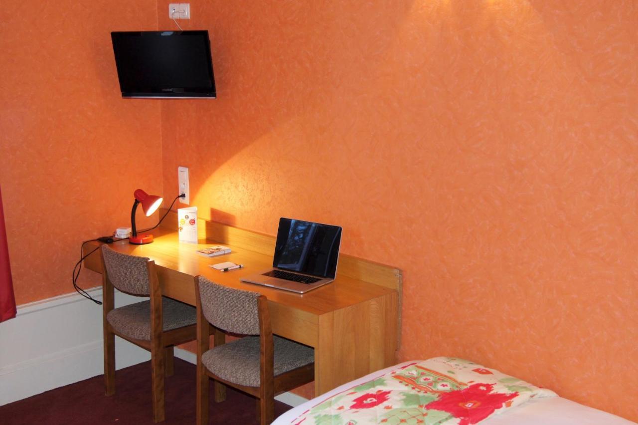 Hotel Le Lyon Брон Екстериор снимка