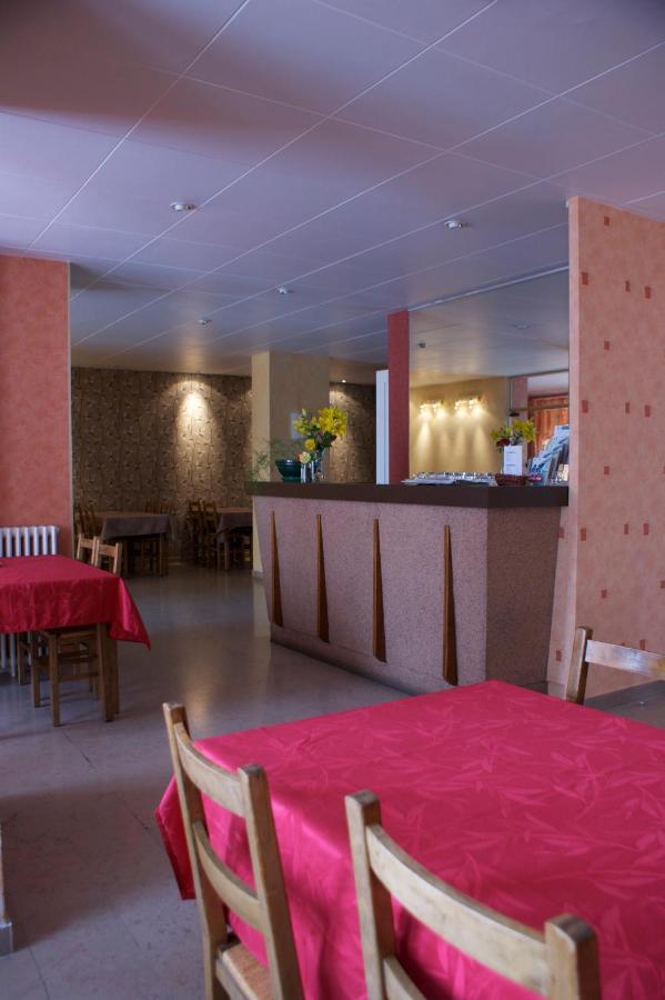 Hotel Le Lyon Брон Екстериор снимка